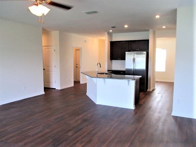 Building Photo - 8158 Golden Bamboo Drive
