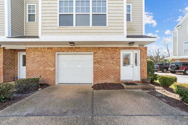 Foto del edificio - 4761 Beach Bay Ct