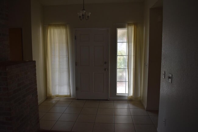 Building Photo - 3702 Duke Ct