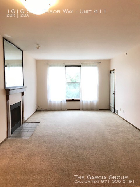 Building Photo - 1616 SW Harbor Way