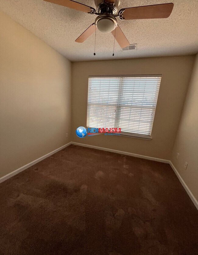 Foto del edificio - Nice townhome in Jonesboro