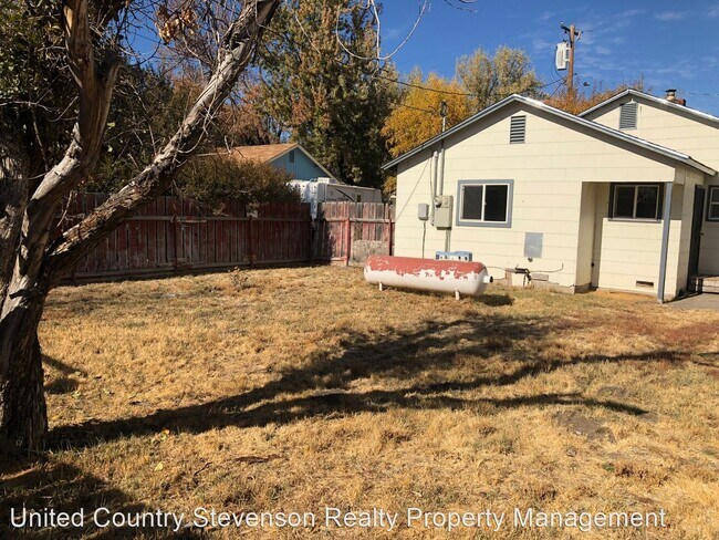 Building Photo - 2 br, 1 bath House - 109 W McDowell