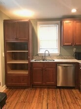 Building Photo - 13 Elizabeth St