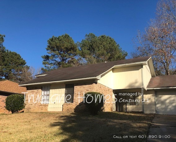 Primary Photo - 2136 Thousand Oaks Dr