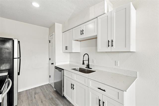 Foto del edificio - 8137 Foxfire Ln