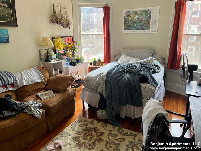 Foto del edificio - 1595 Beacon St