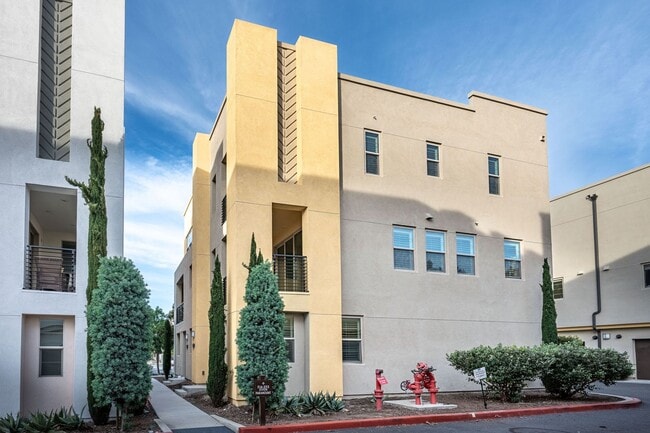 Foto del edificio - 216 Paramount