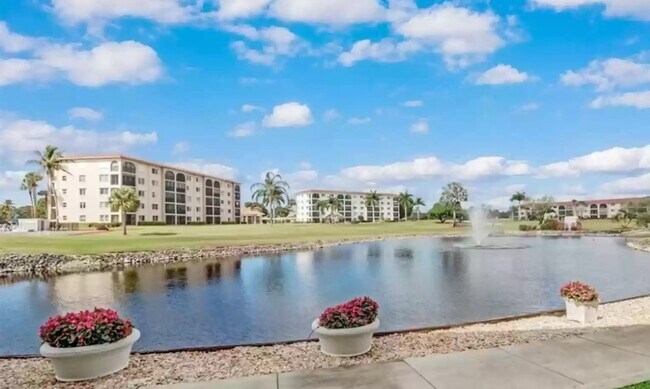 Foto del edificio - 49 High Point Cir S