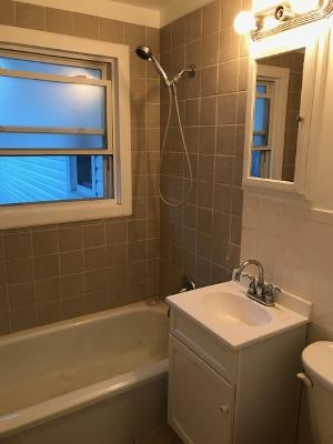 Building Photo - 9039 S Knox Ave