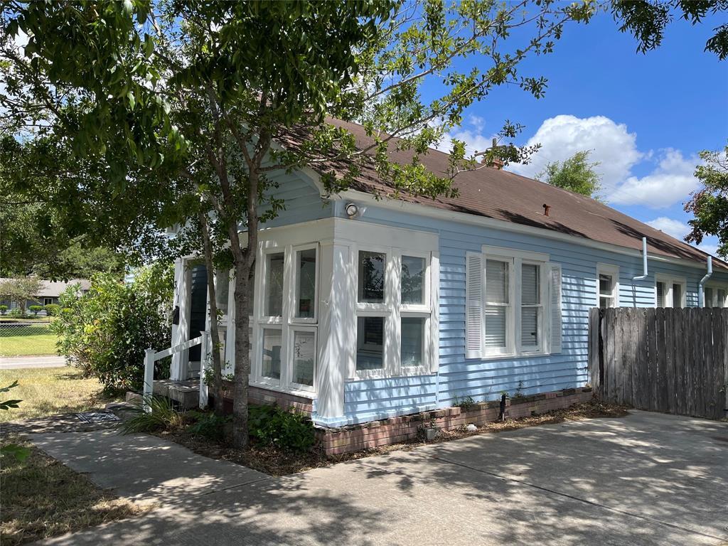 Primary Photo - 311 5th St