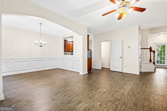 Foto del edificio - 558 Woodland Park Terrace
