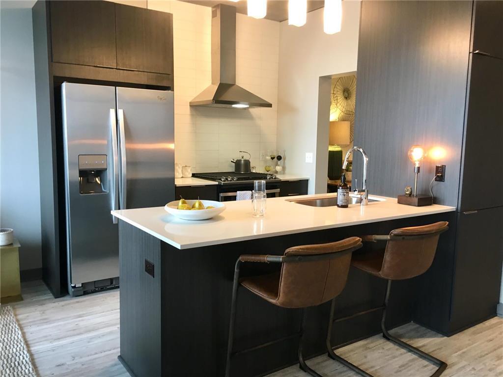 Foto principal - 315 1st Ave NE
