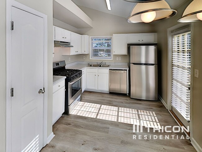 Building Photo - 166 Millwheel Dr