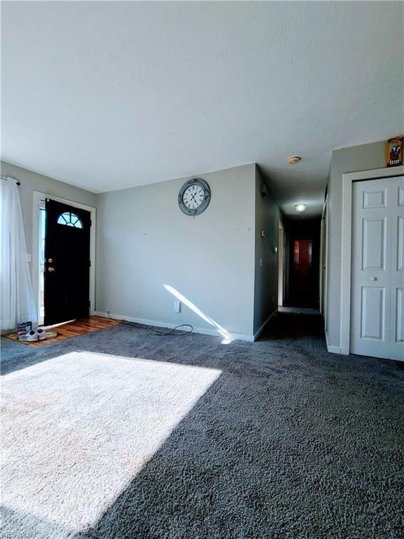 Building Photo - 9881 Green Dr
