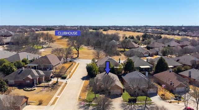 Building Photo - 1312 Quaker Dr