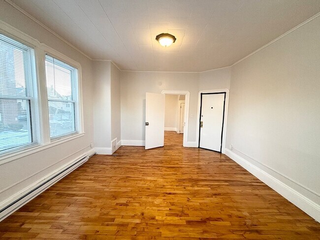 Foto del edificio - 92 Main St