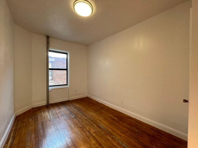 Foto del edificio - 772 St Nicholas Ave
