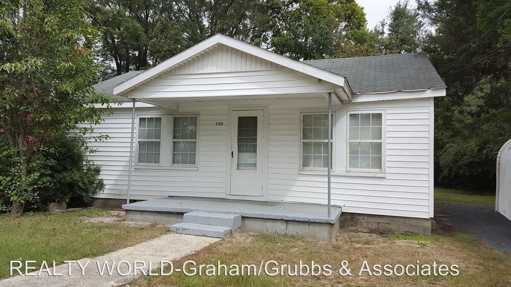 Building Photo - 2 br, 1 bath House - 206 Maple Street