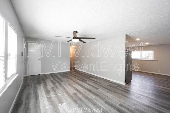 Foto del edificio - 4350 Dubarry Rd