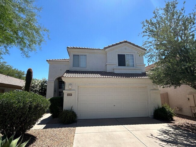 Foto del edificio - 4447 E Creosote Dr