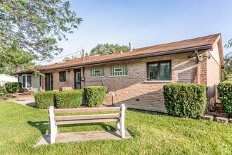 Building Photo - 16401 Sherwood Dr