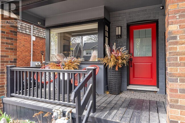 Photo du bâtiment - 80 Oakcrest Ave