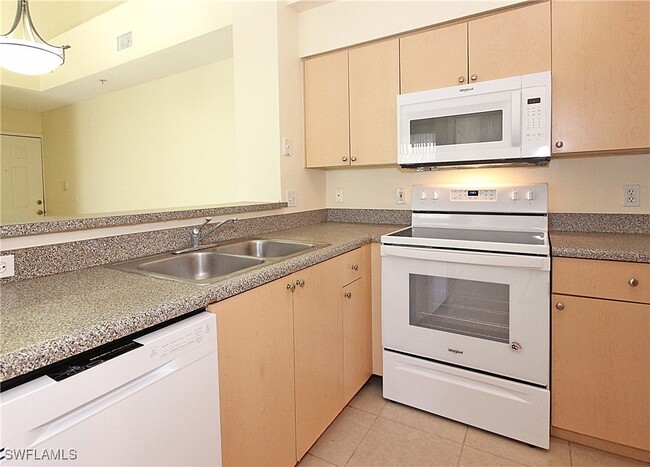 Building Photo - 1160 Reserve Way