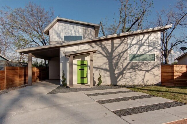 Foto del edificio - 5305 Martin Ave