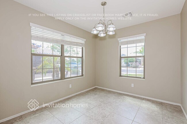 Foto del edificio - 3574 W Mesquite Ave