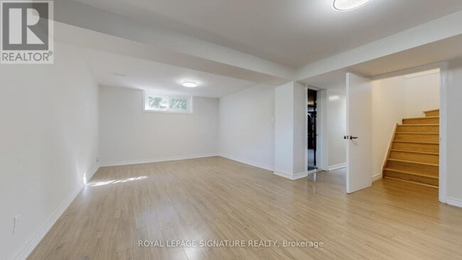 Building Photo - 145 Sloane Ave