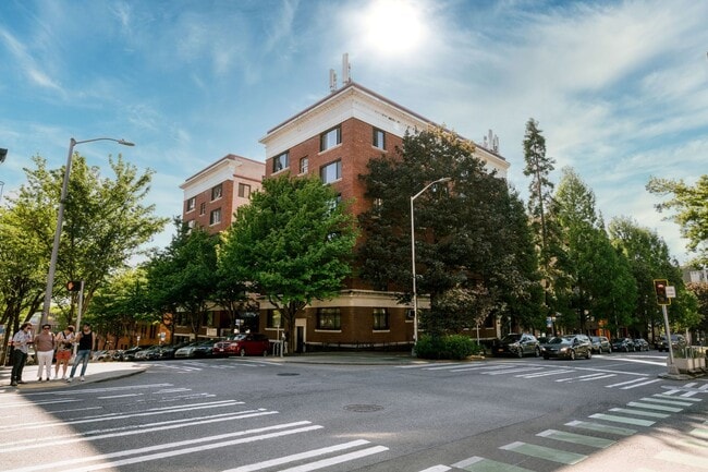 Building Photo - The Humphrey
