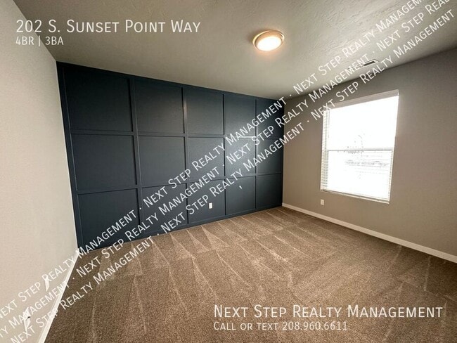 Building Photo - 202 S Sunset Point Way