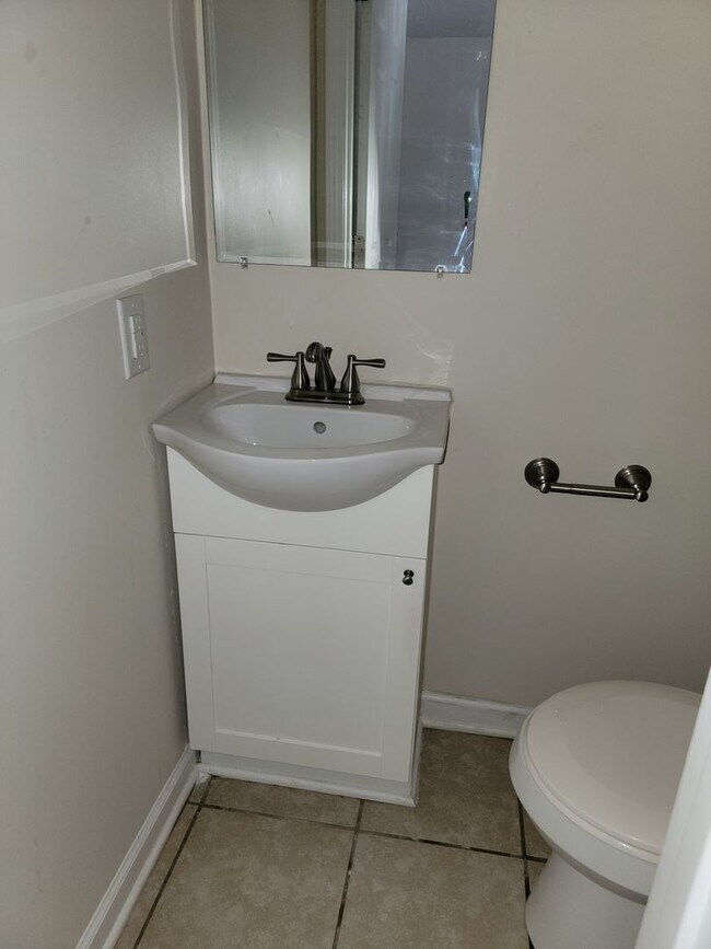 1151 Ballard St Unit 885, Orangeburg, SC 29115 Room for Rent in