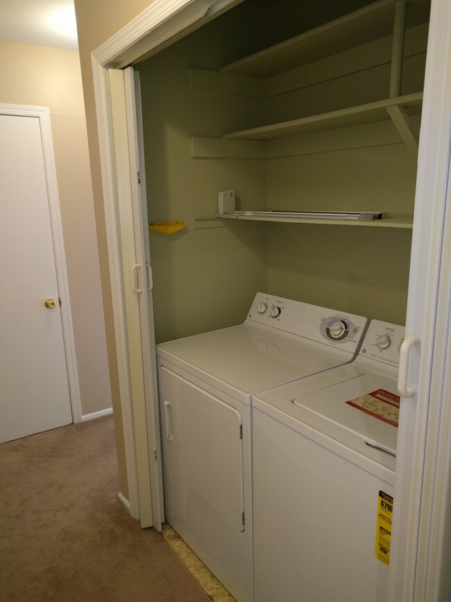 In-Unit Laundry - 824 Orlando St