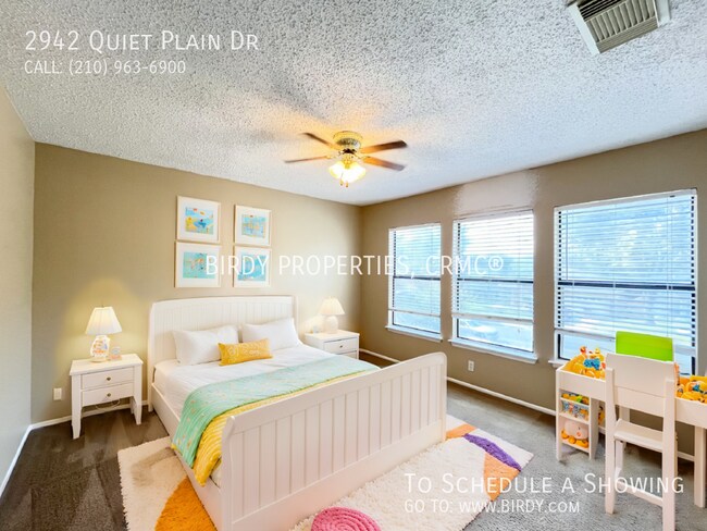 Foto del edificio - "Charming 3-Bed Home with 2.5 Baths in San...