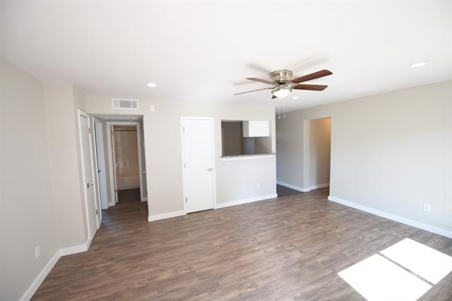 Foto del edificio - 5408 Reiger Ave