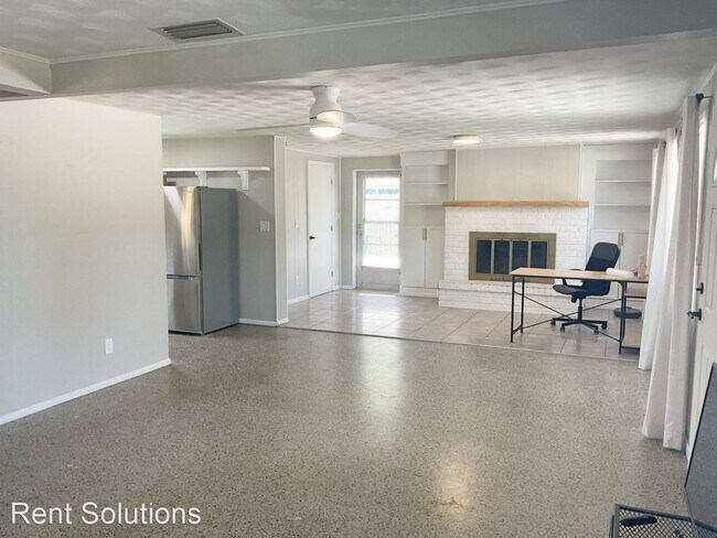 Foto del edificio - 2 br, 1 bath House - 11681 Easy Street