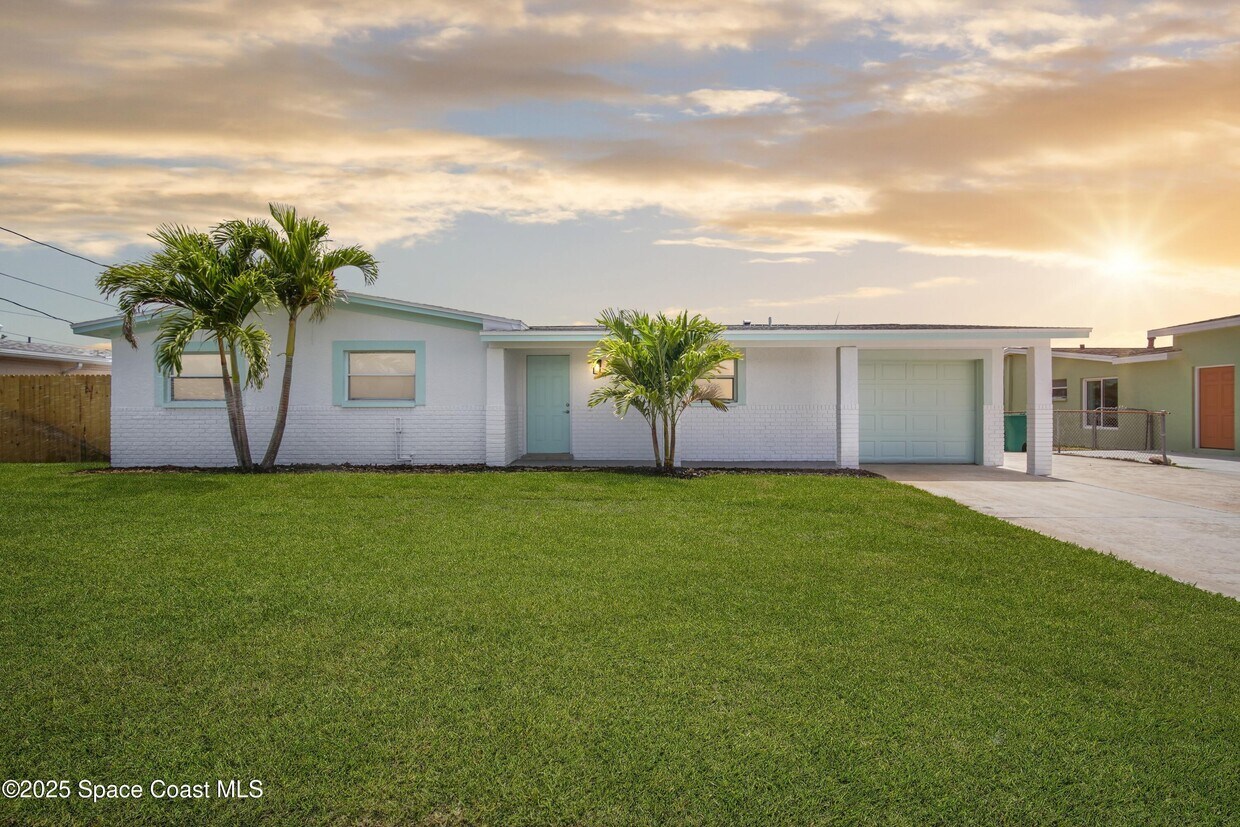 Foto principal - 1140 Montego Bay Dr N