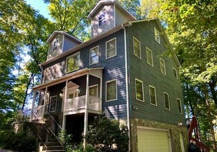 Building Photo - 4916 Gold Crest Dr