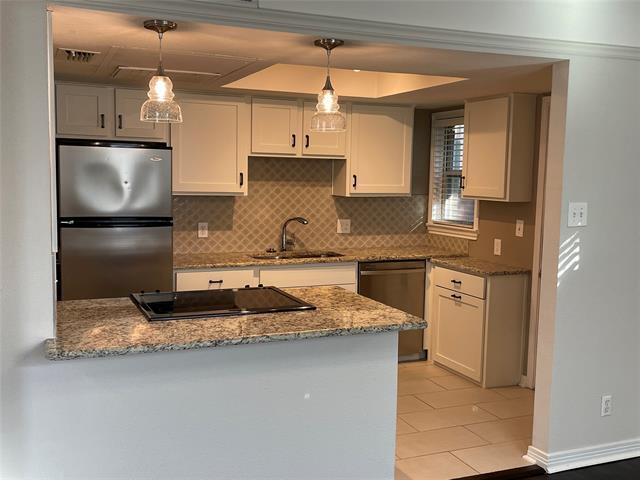 Foto del edificio - 6444 Bordeaux Ave