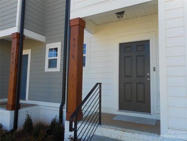 Building Photo - 5016 Belmont Xing Dr