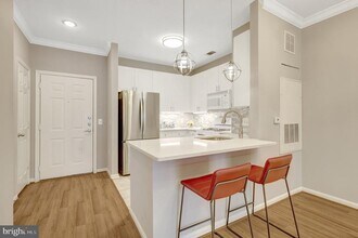 Building Photo - 2791 Centerboro Dr