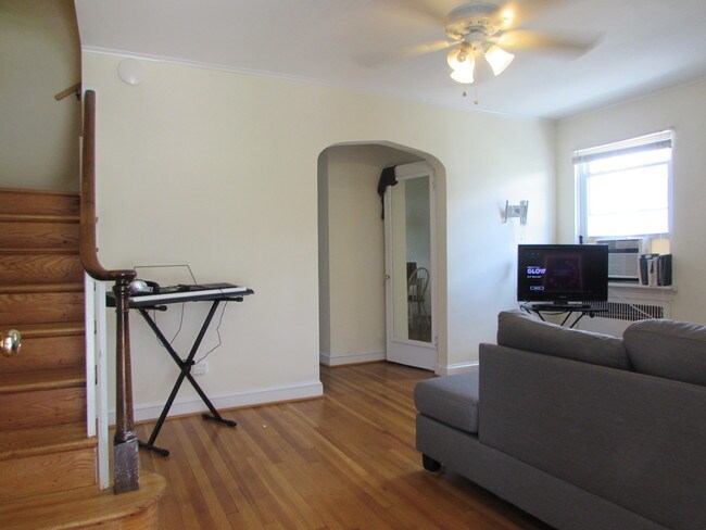 Building Photo - 211 Farragut St NW
