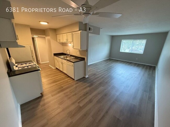 Foto del edificio - 6381 Proprietors Rd