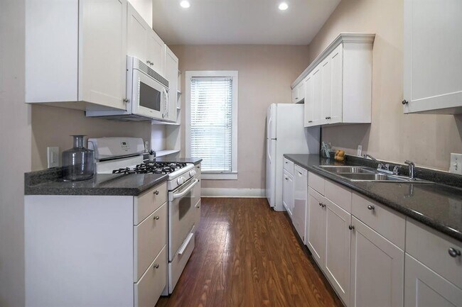 Foto del edificio - 4601 Avenue C
