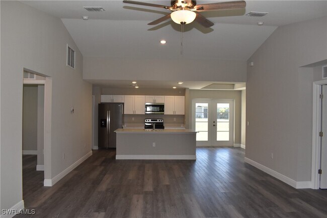 Foto del edificio - 3641 Whitman St