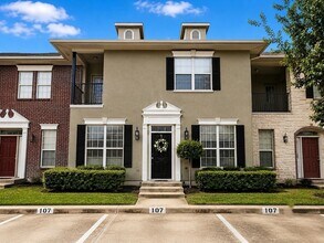 Building Photo - 107 Forest Dr Loop