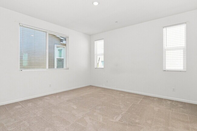 Building Photo - 1624 Lion St