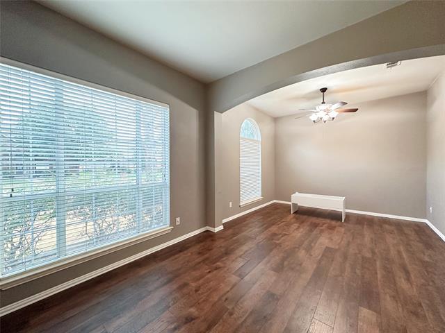 Building Photo - 1804 Travis Dr