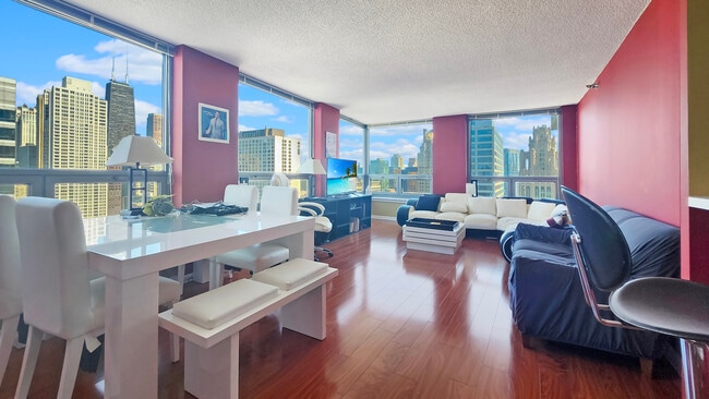 Building Photo - 440 N Wabash Ave